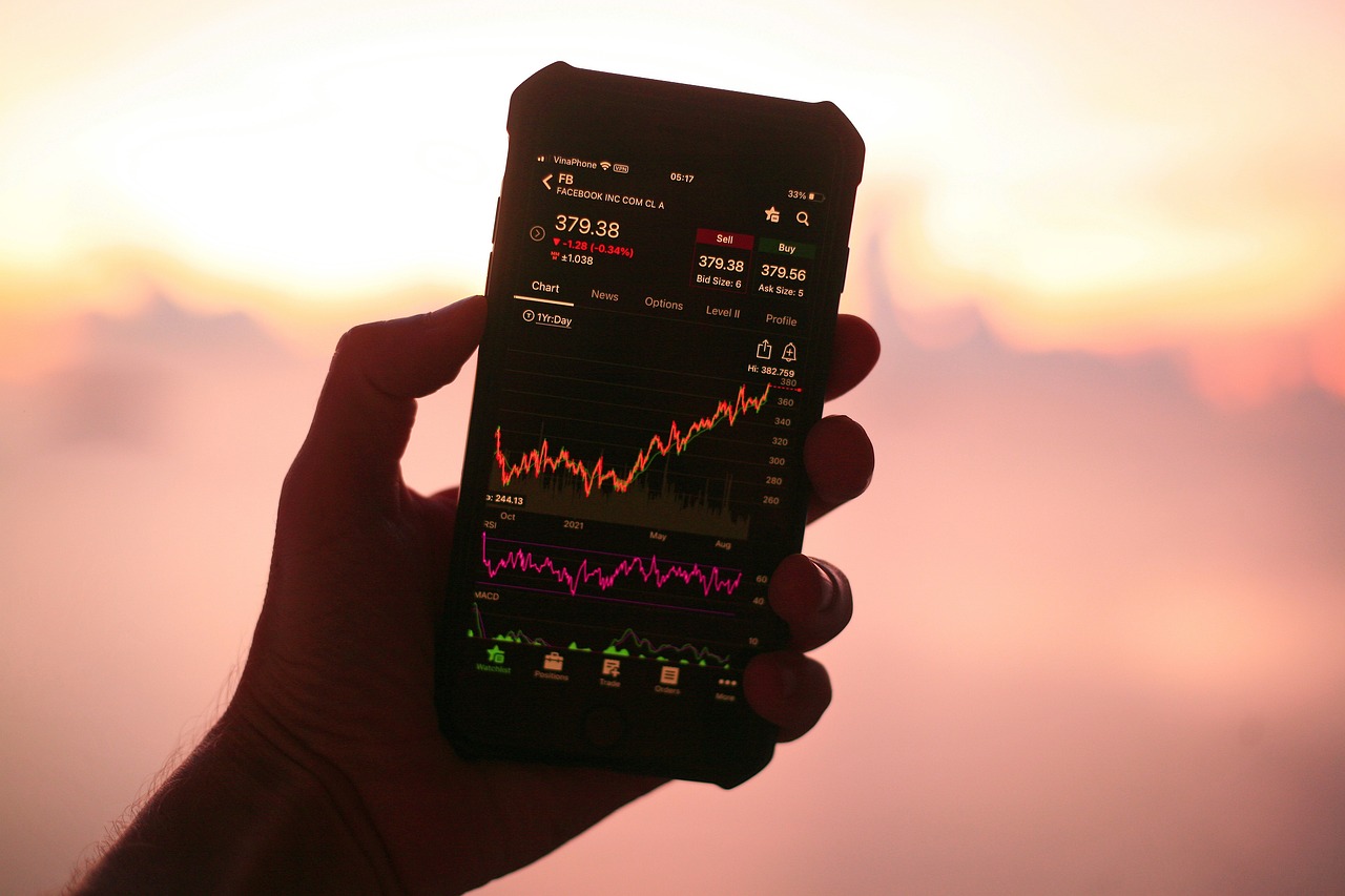 Understanding Market Cycles in Cryptocurrency Trading